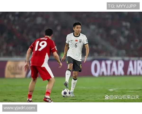 国足失利引发球迷情绪崩溃社交平台热议声浪不断